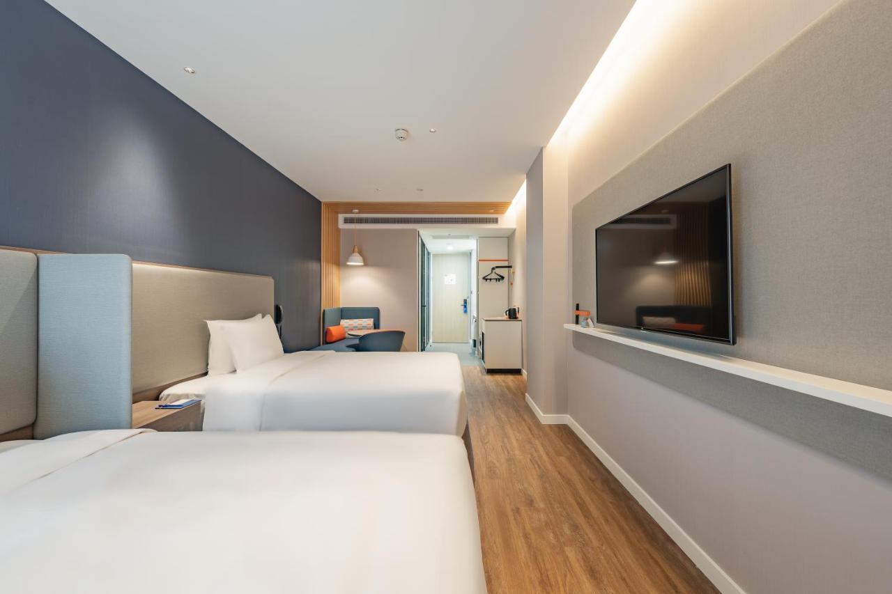 Holiday Inn Express Shanghai Expo Centre By Ihg Buitenkant foto